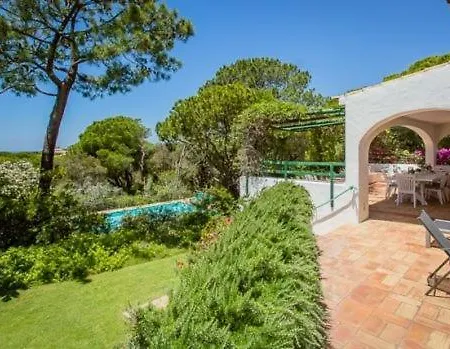 Vale Do Garrao Sleeps 12 Pool Villa Vale do Lobo