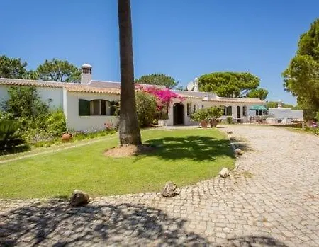 Vale Do Garrao Sleeps 12 Pool فيلة *