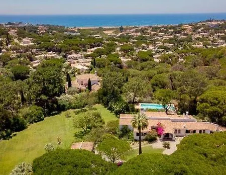 Vale Do Garrao Sleeps 12 Pool *
