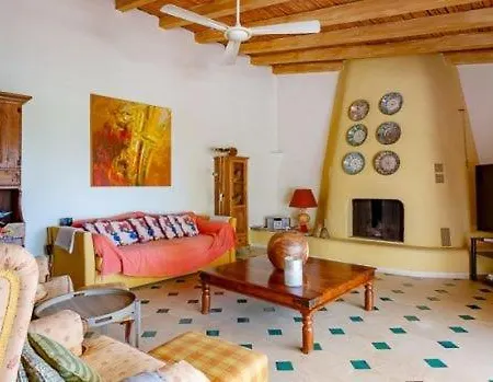 فيلة Vale Do Garrao Sleeps 12 Pool *