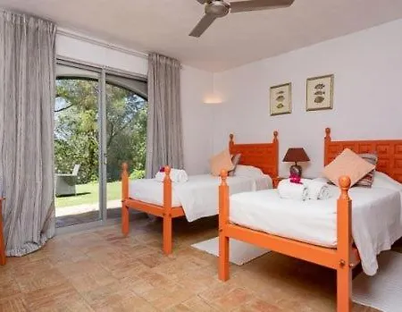 Vale Do Garrao Sleeps 12 Pool * Vale do Lobo