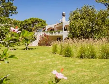 Vale Do Garrao Sleeps 12 Pool Villa *